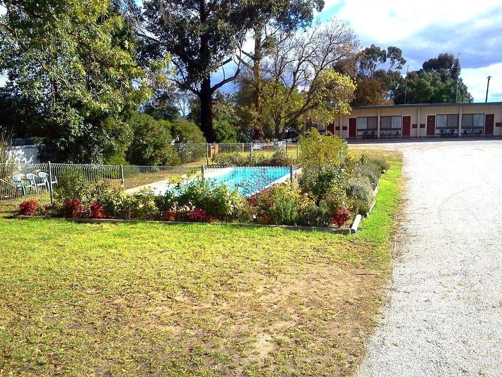 Glynlea Motel Horsham Exterior photo